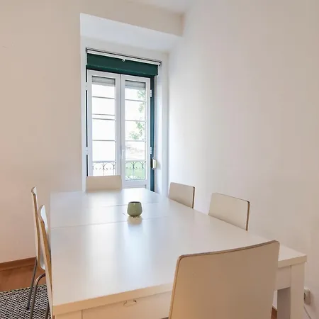 Apartment Lovelystay - Trendy Lx Factory & Docks *
